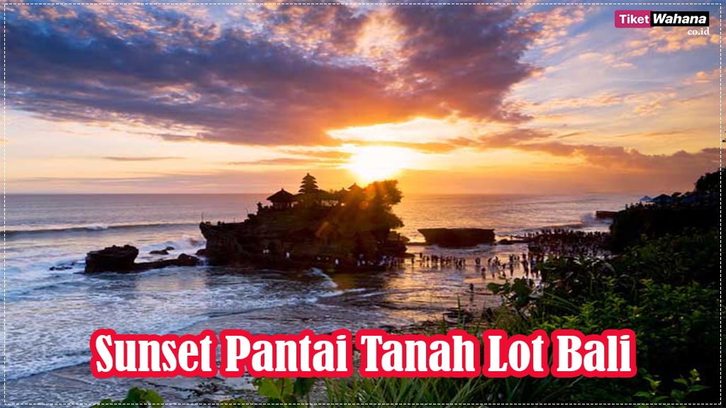 Sunset Pantai Tanah Lot Bali